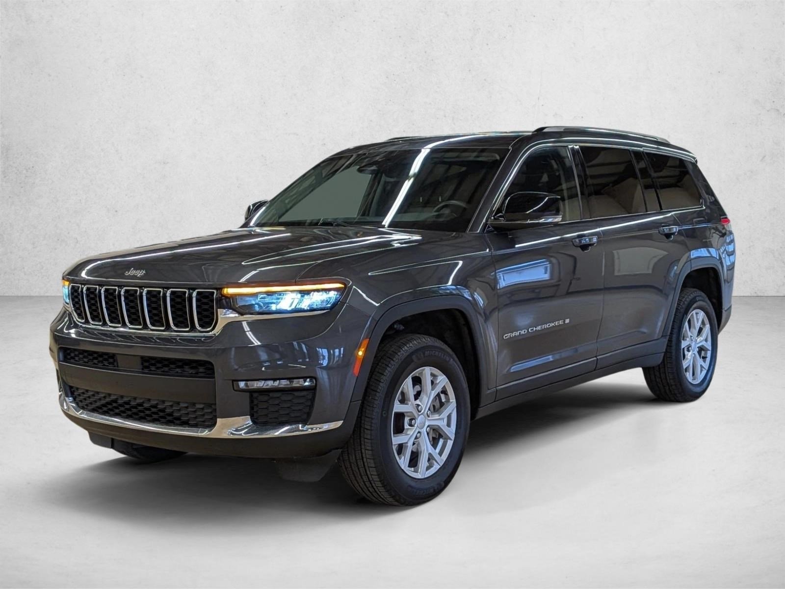 Used 2023 Baltic Gray Metallic Clearcoat Jeep Limited image 1