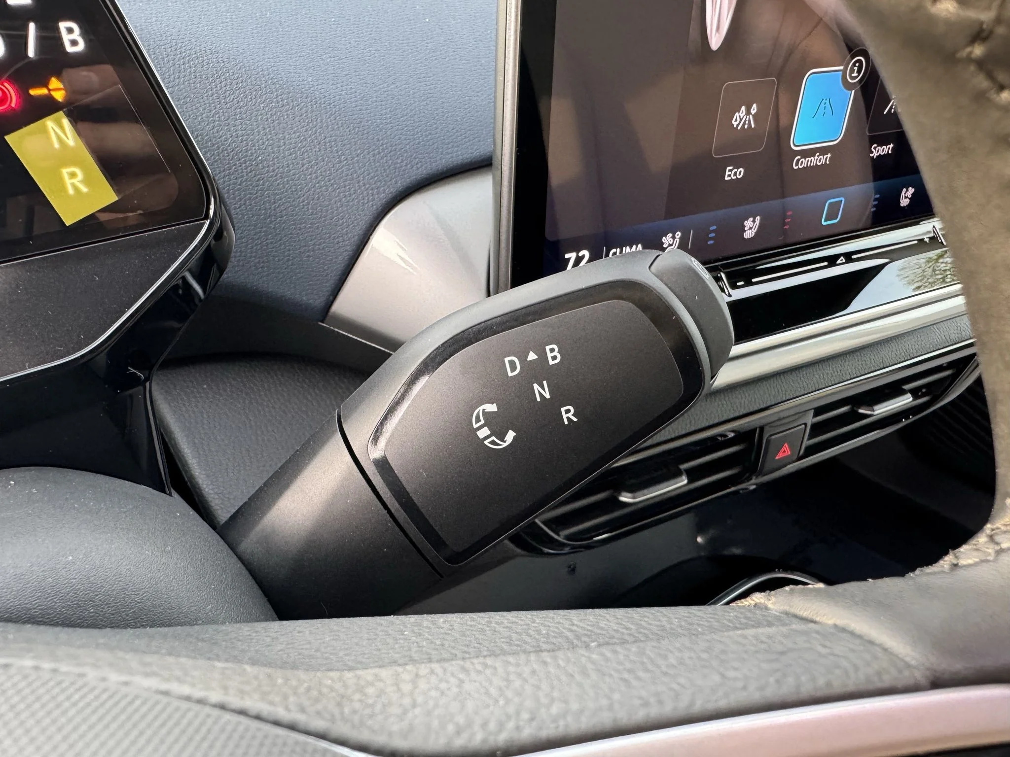 New 2026 Opal White Pearl Volkswagen Pro S image 20