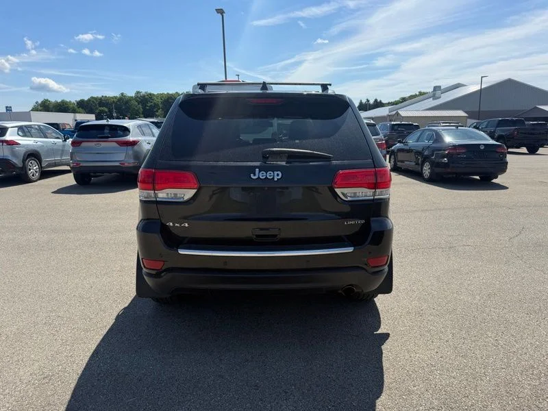 Used 2015 Black Jeep Limited image 7