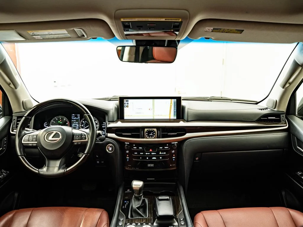 Certified Used 2021 Atomic Silver Lexus 570 image 4