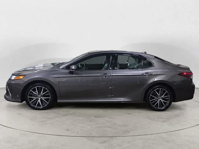 Used 2024 Predawn Gray Mica Toyota XLE image 2