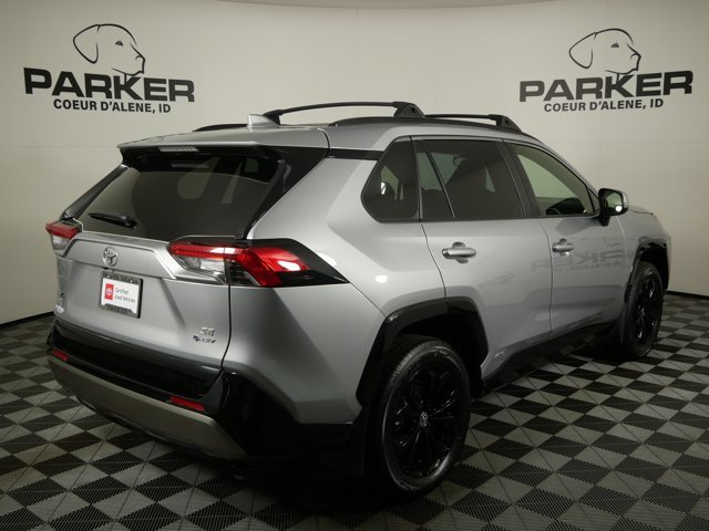 Used 2025 Silver Sky Metallic Toyota Hybrid SE w/ Convenience Pkg & Weather Pkg image 5