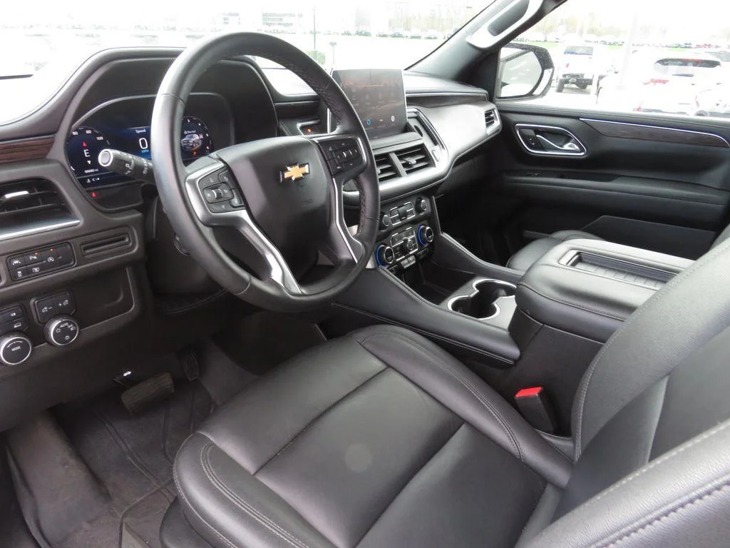 Used 2023 Summit White Chevrolet LT image 20