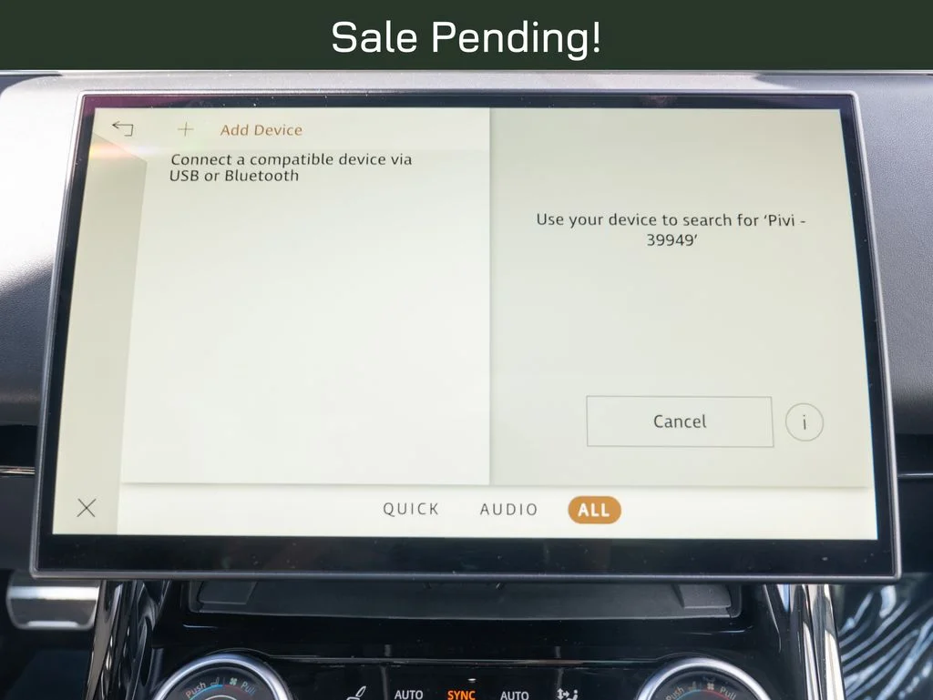 Certified Used 2023 White Land Rover SE Dynamic image 32