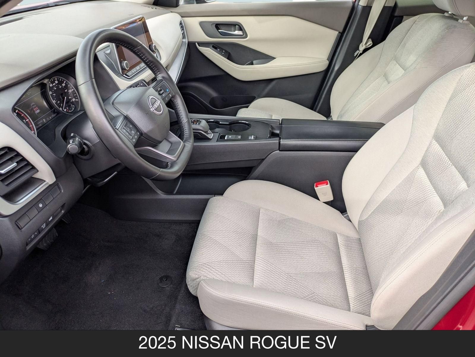 2025 Nissan Rogue SV - Photo 14