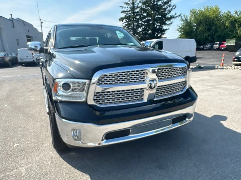 Certified Used 2018 Brilliant Black Crystal Pearlcoat Ram Laramie image 55