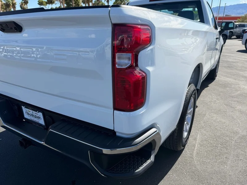 Used 2025 Summit White Chevrolet WT image 17