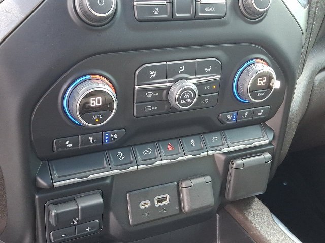 Used 2021 Blue Chevrolet LTZ image 17