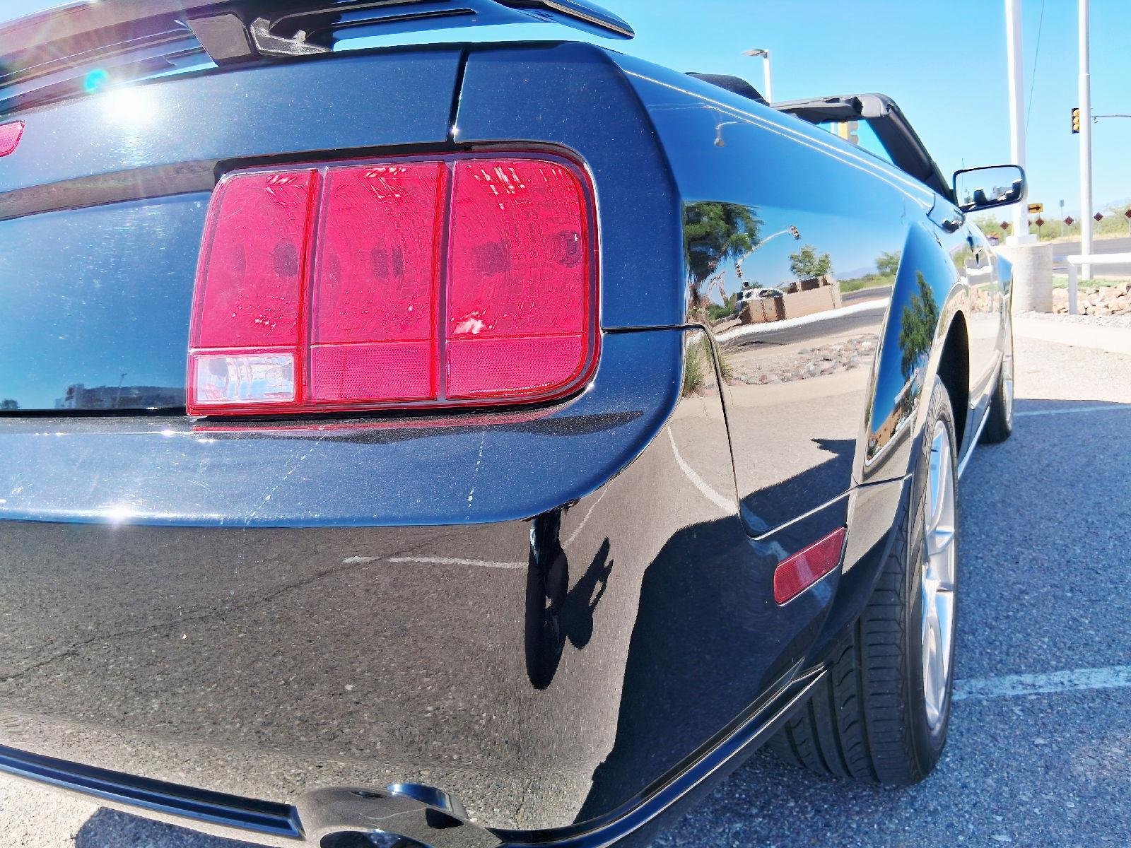 Used 2007  Ford GT Deluxe image 9