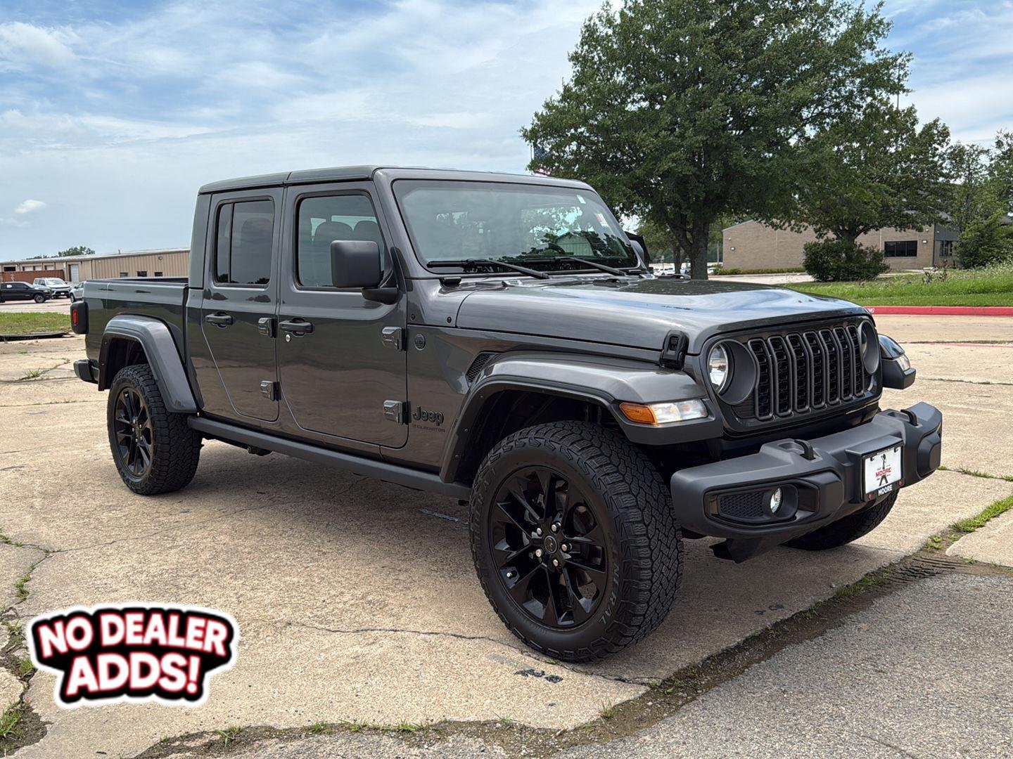2025 Jeep Gladiator Nighthawk Auto's photo