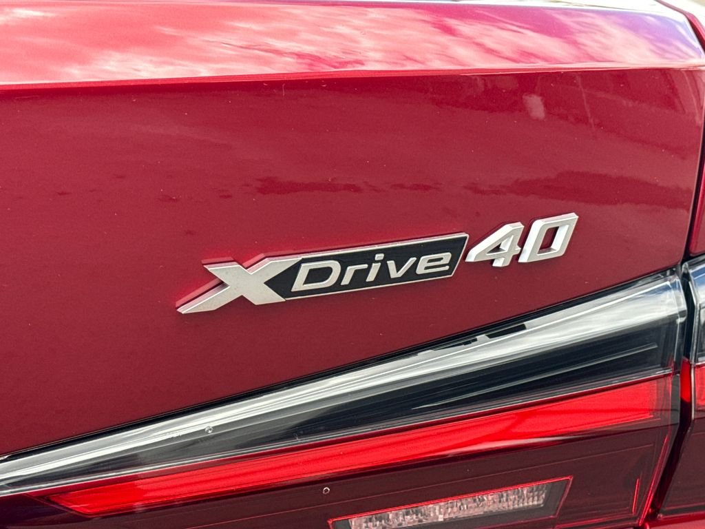 New 2026 Vegas Red Metallic BMW xDrive40 image 10