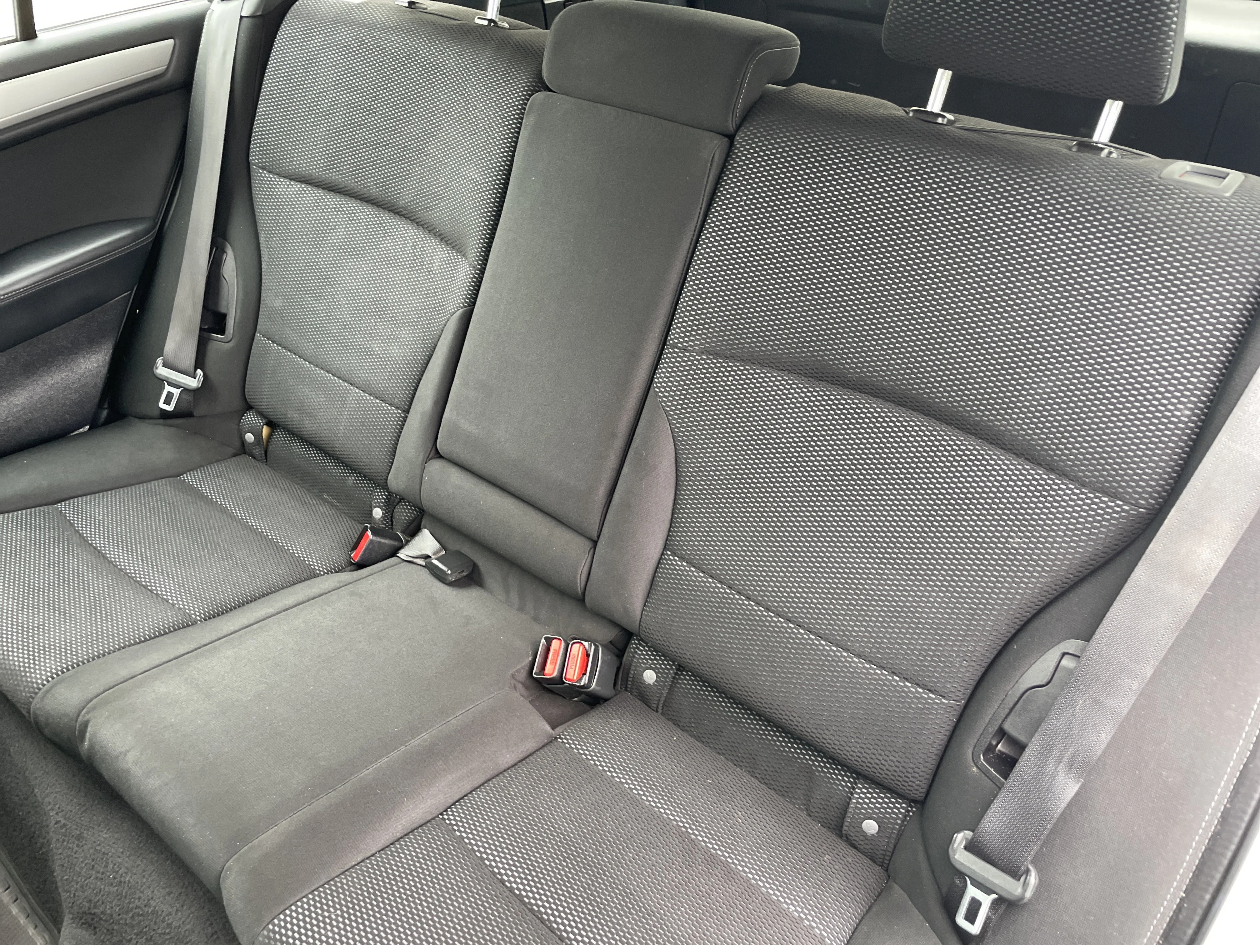 Used 2017 Ice Silver Metallic Subaru 2.5i image 12