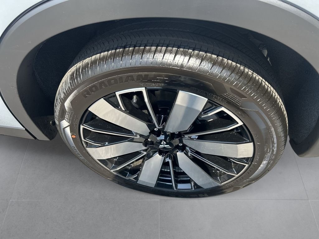 New 2026 MOONSTONE GRY M Mitsubishi SE image 33