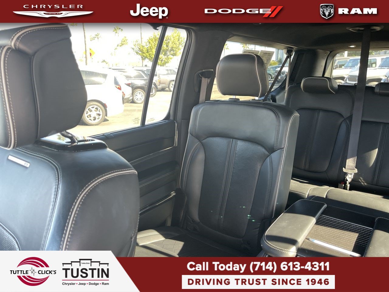 Used 2024 Diamond Black Crystal Pearlcoat Jeep Series II image 5