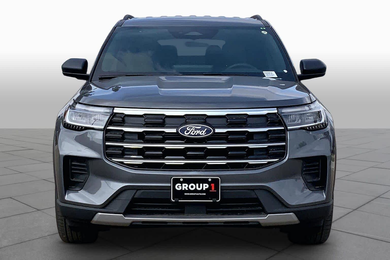 New 2027 Carbonized Gray Metallic Ford Active image 3