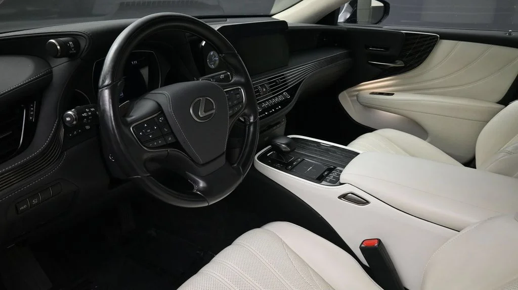 Used 2022 Black Lexus 500 Base image 7