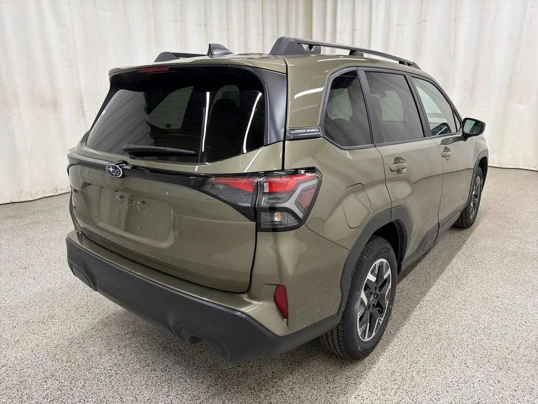New 2026 Autumn Green Metallic Subaru Premium image 8