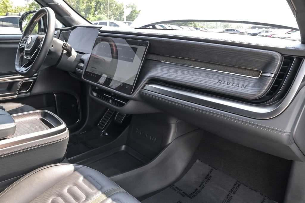 Used 2024  Rivian Adventure Dual Motor Max Pack image 35