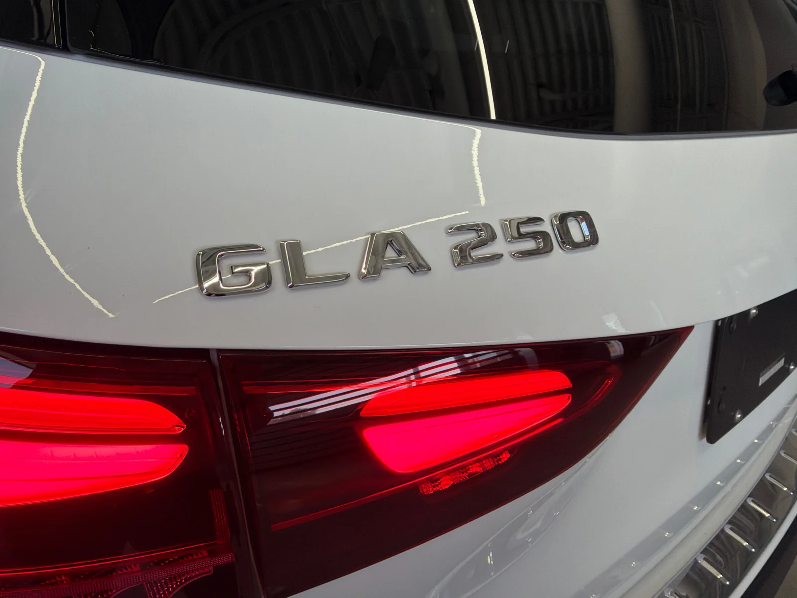 Used 2026 White Mercedes-Benz GLA 250 4MATIC SUV image 31