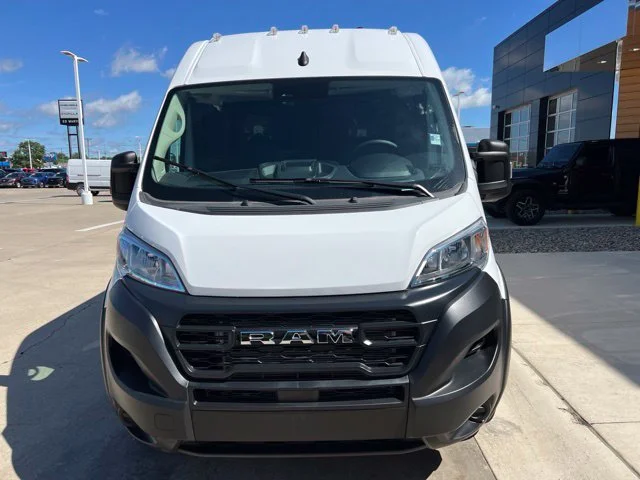 Used 2025 White Ram High Roof image 8