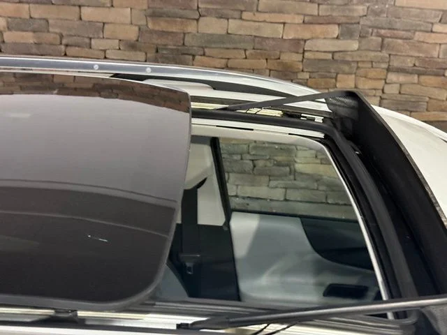 Used 2019 Pearl Chevrolet Premier image 2