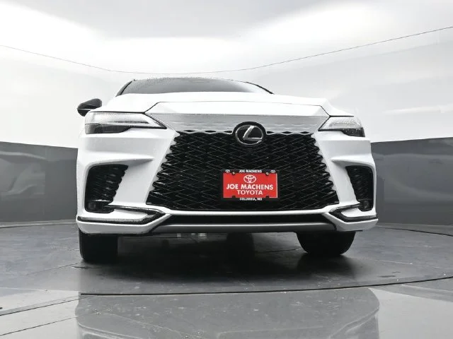 Used 2024 White Lexus 500h F SPORT Performance image 32