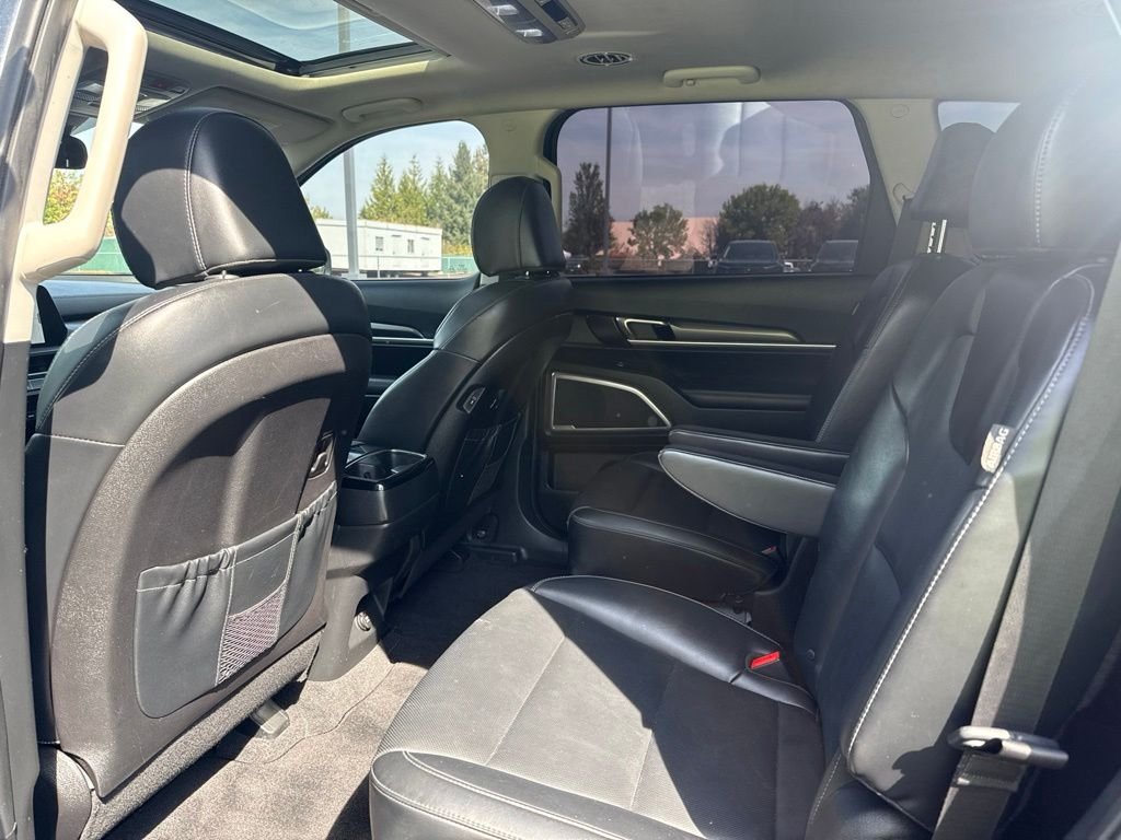 Used 2024 Gravity Gray Kia S image 17