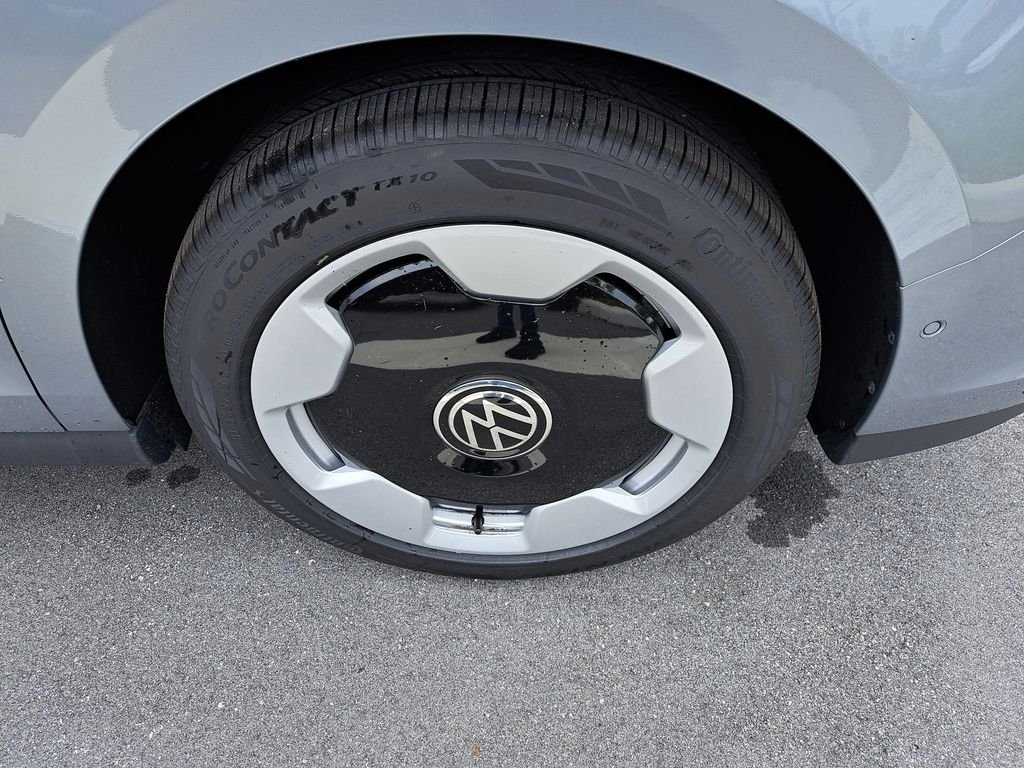 New 2025 Silver Volkswagen Pro S image 8