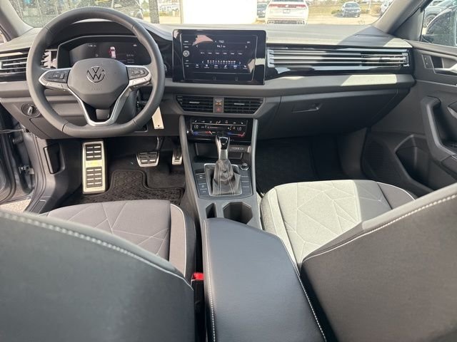 New 2026 Platinum Gray Volkswagen 1.5T Sport image 22