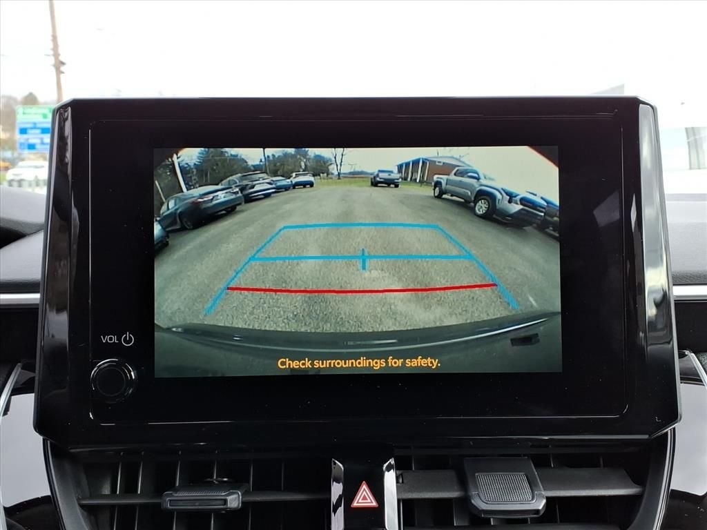 2026 Toyota Corolla LE - Photo 9