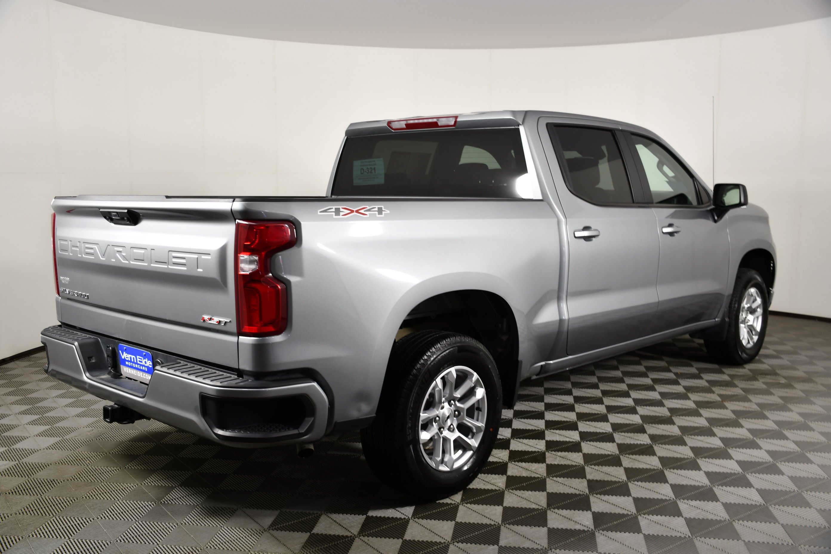 Used 2026 Sterling Gray Metallic Chevrolet RST image 6