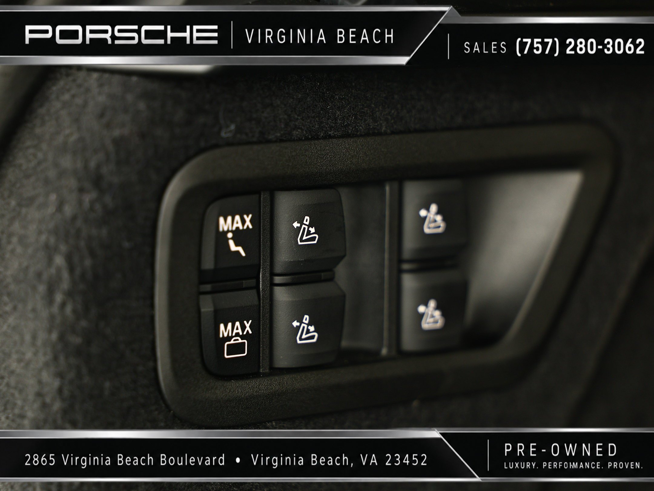 Used 2025 Black BMW xDrive40i image 33