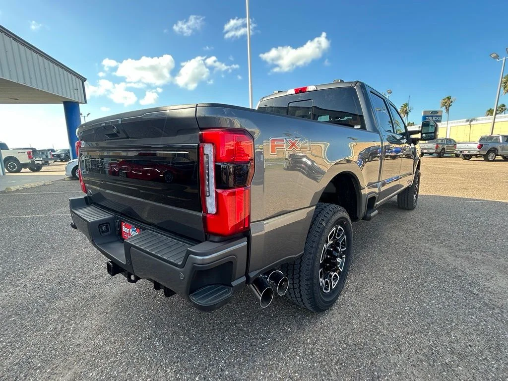 2026 Ford F-250 Super Duty Platinum - Photo 7
