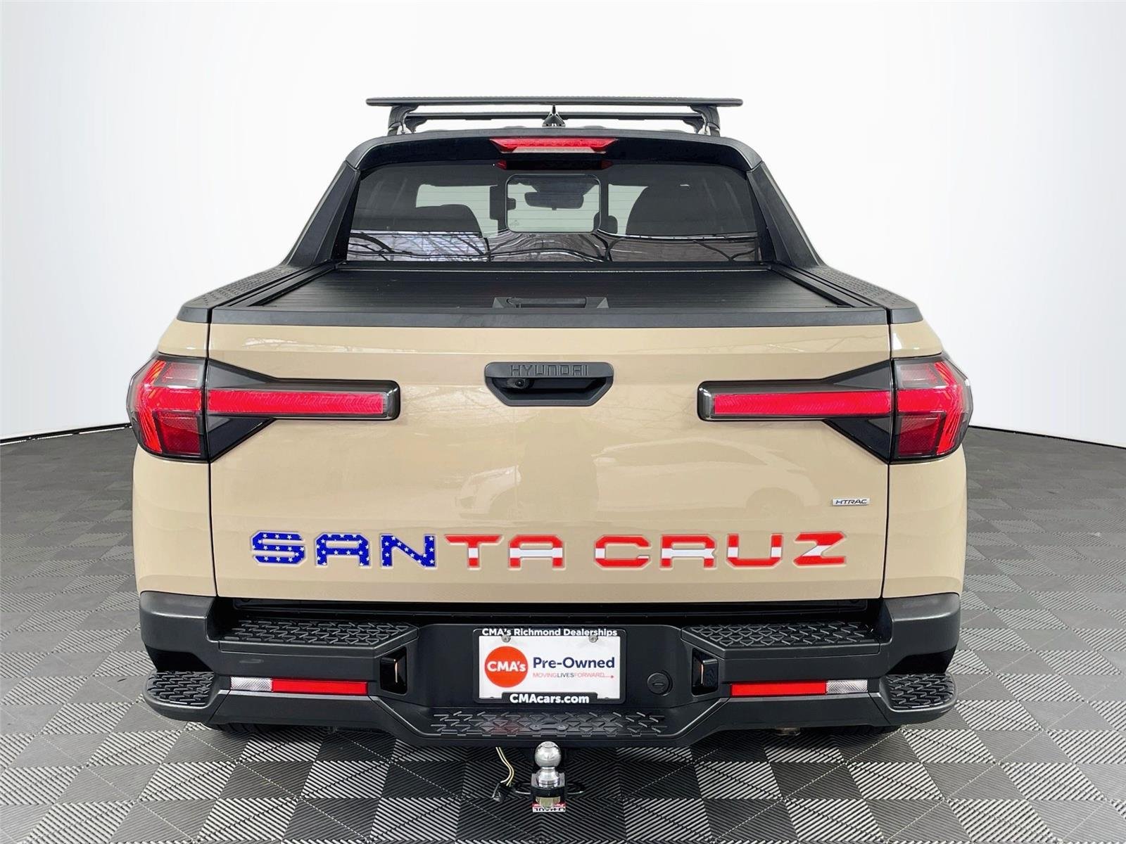 Used 2023 California Sand Hyundai SEL image 9