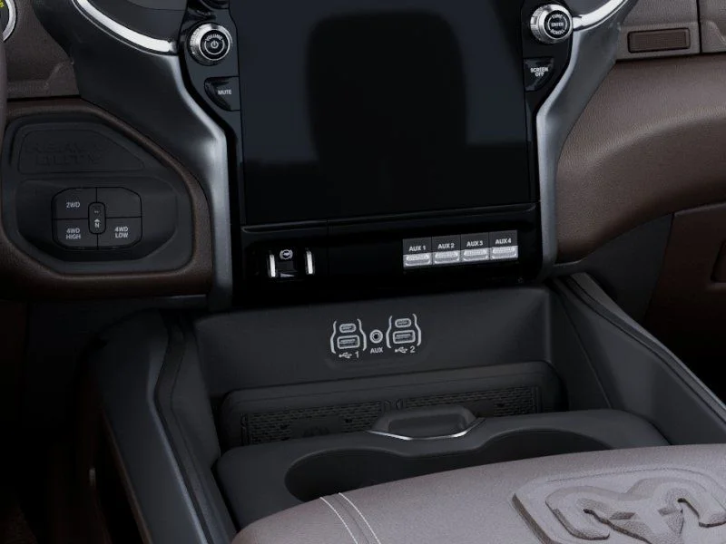 New 2026 Diamond Black Crystal Pearl-Coat Exterior Paint RAM Laramie image 25