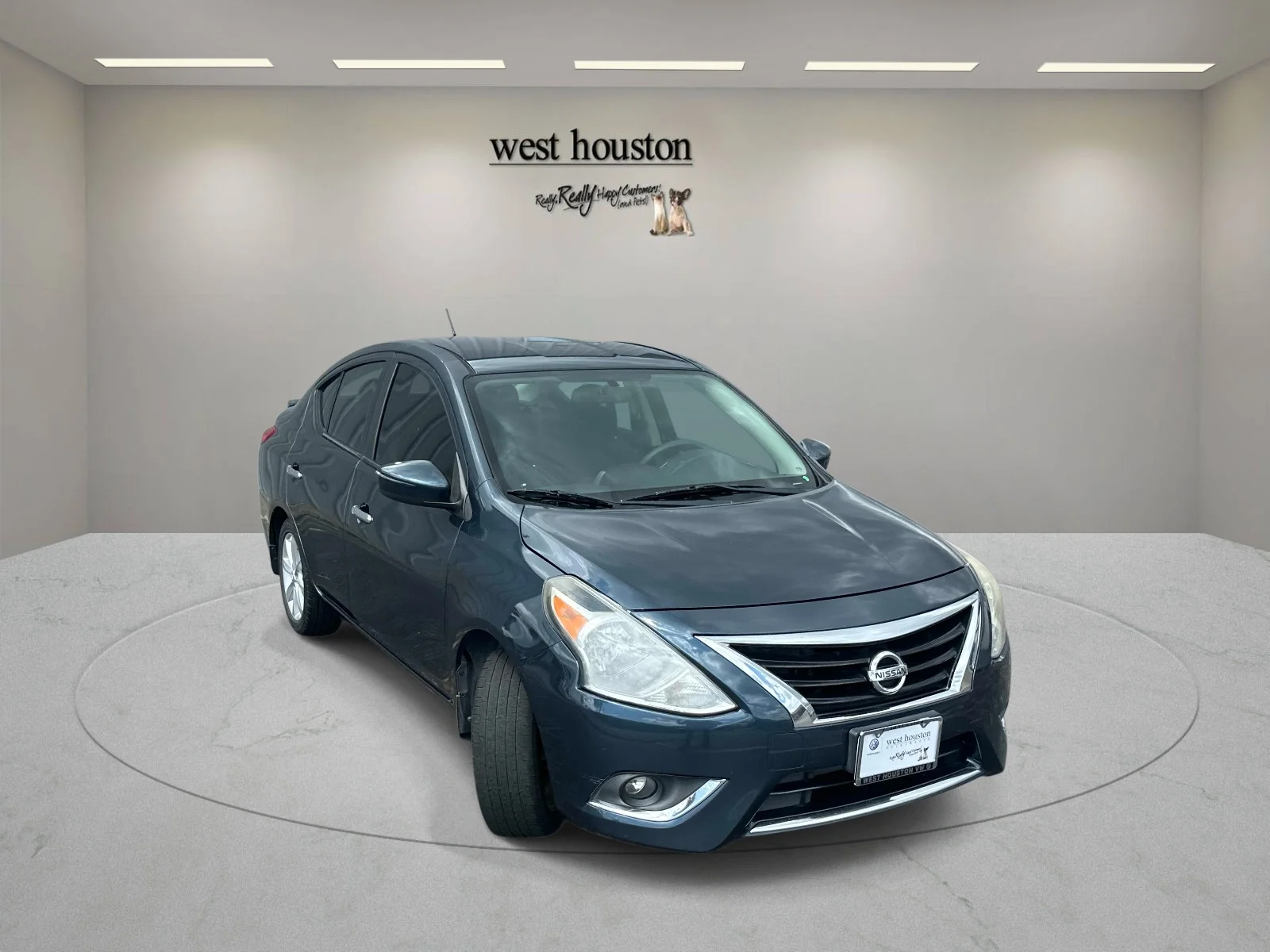 Used 2015 Graphite Blue Nissan SL image 3