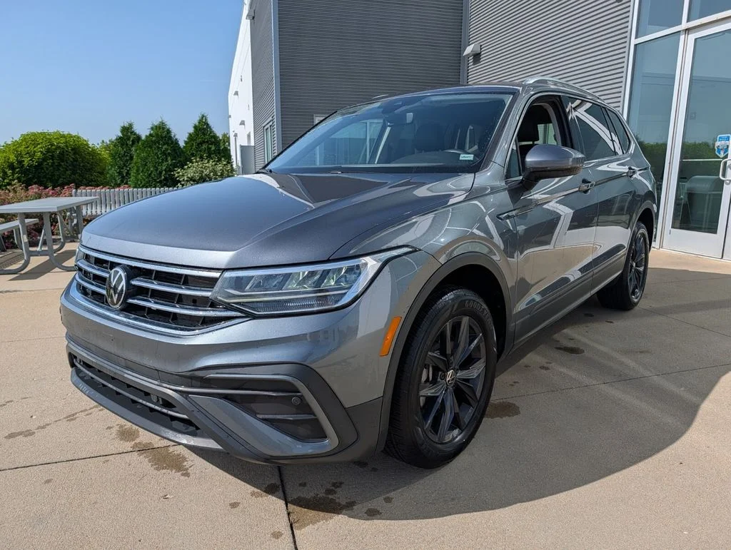 Certified Used 2024 Gray Volkswagen 2.0T SE image 6