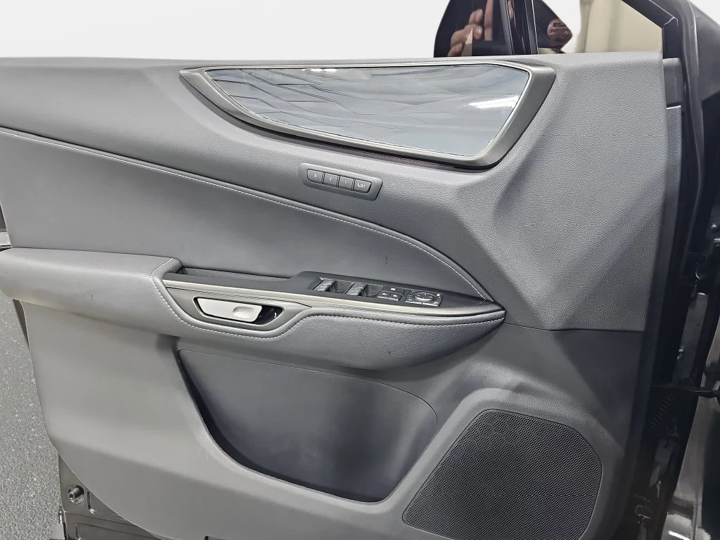 Used 2025 Black Lexus 250 Premium image 29