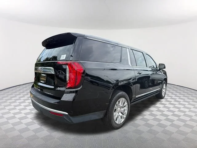Used 2023 Onyx Black GMC Denali image 5