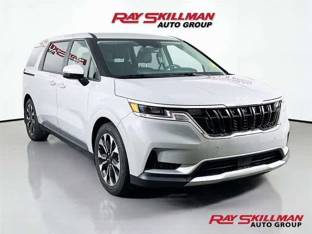 2024 Kia Sedona EX's photo