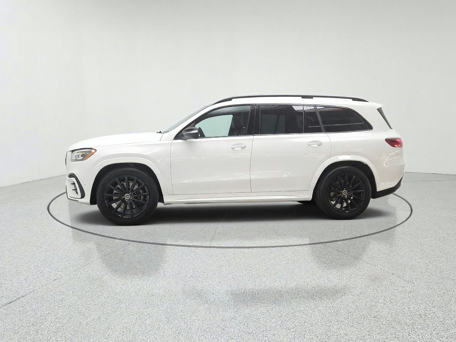 Certified Used 2024 Polar White Mercedes-Benz GLS 450 4MATIC® SUV image 8