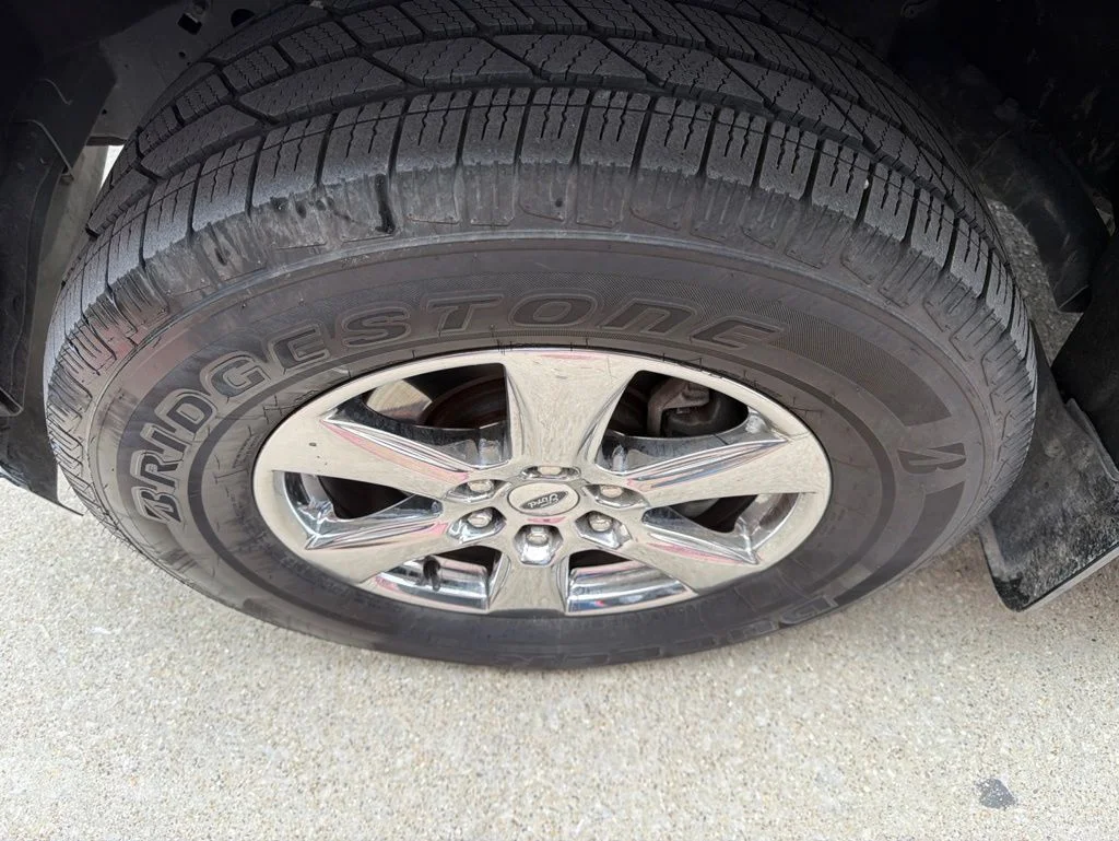 Used 2020  Ford XLT image 2