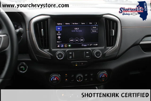 Used 2023 Silver GMC AT4 image 26