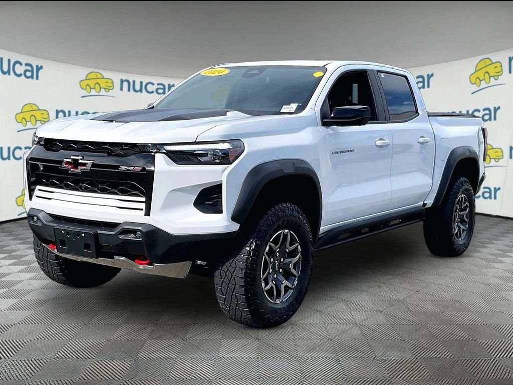Used 2024 White Chevrolet ZR2 image 3