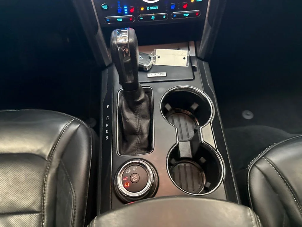 Used 2018 Red Ford Platinum image 21