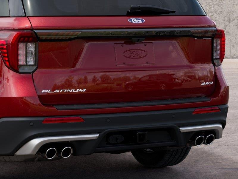 New 2027 Ruby Red Metallic Tinted Clearcoat Ford Platinum image 15