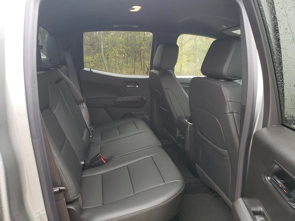 2026 Chevrolet Colorado LT - Photo 21