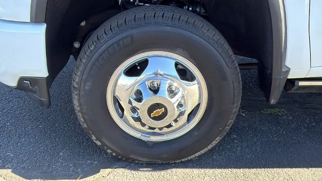 2023 Chevrolet Silverado 3500HD High Country - Photo 9