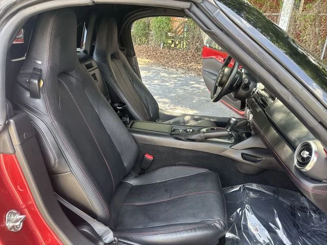 Used 2016 Red Mazda Grand Touring image 10