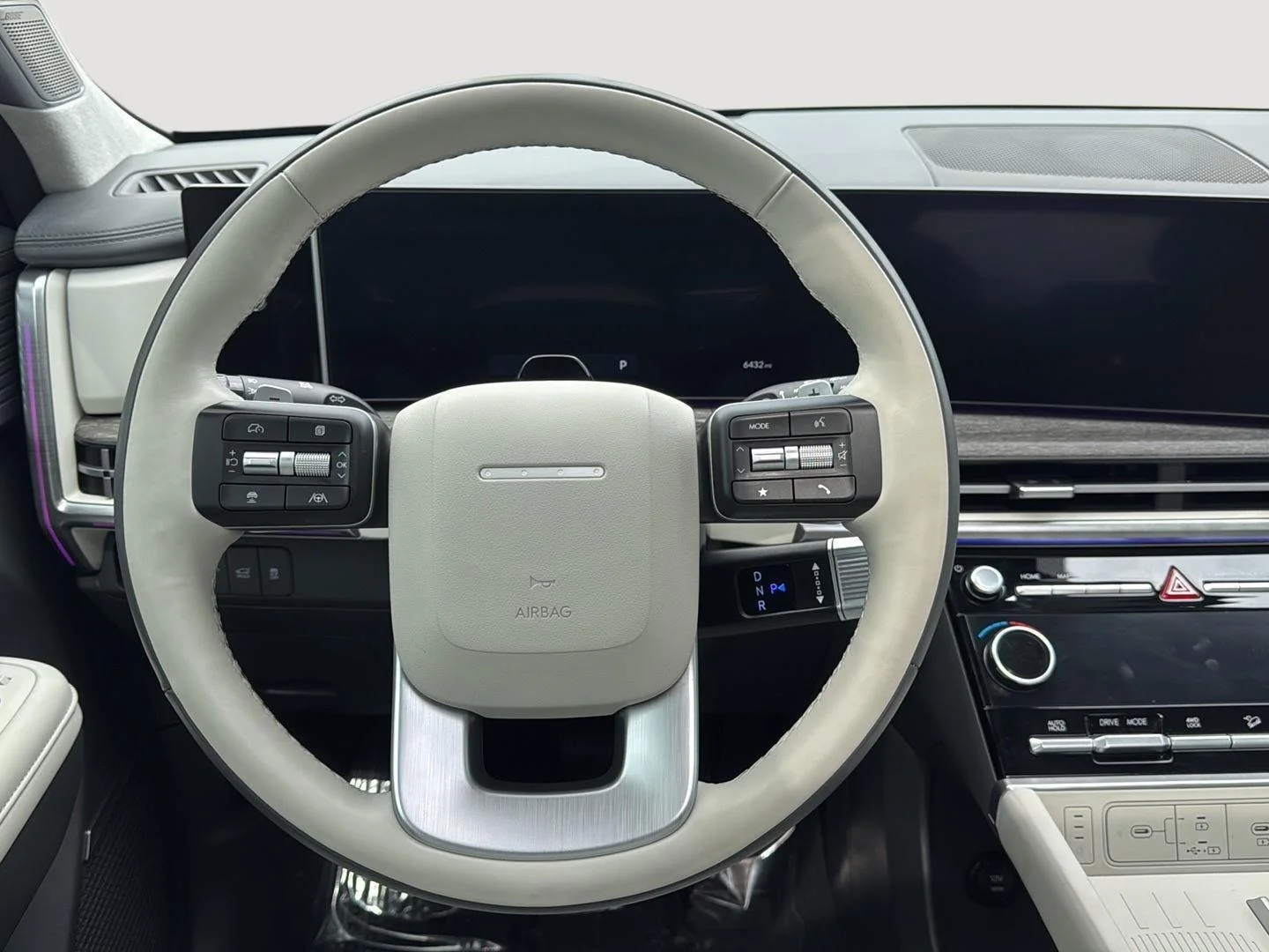 Used 2025 SILVER Hyundai Calligraphy image 22